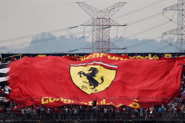 getty_ferrariflag20121227