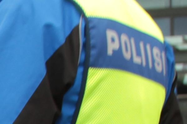 kuku_poliisi20130101