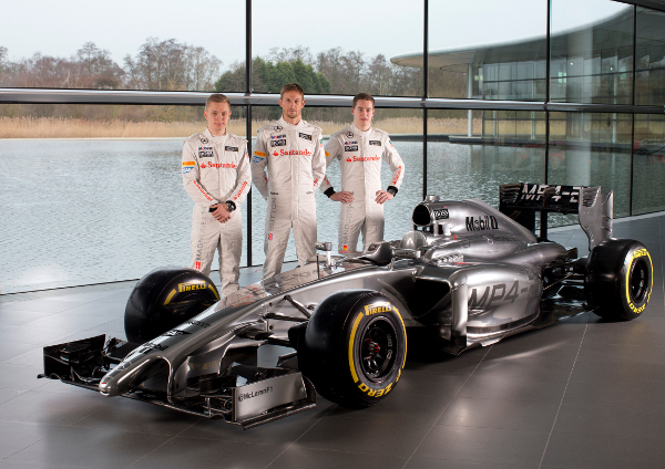 mclaren_mp42920142401