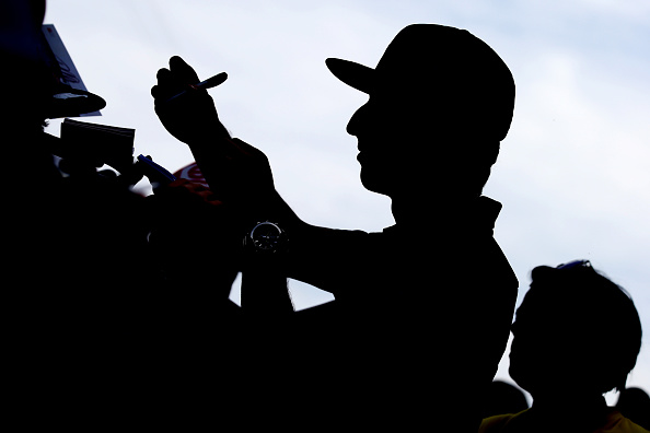 getty_ricciardodanieli20150508autographc