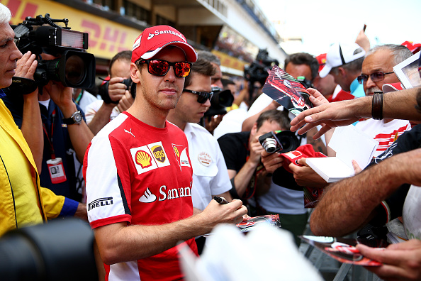 getty_vettelsebastian20150508autographa