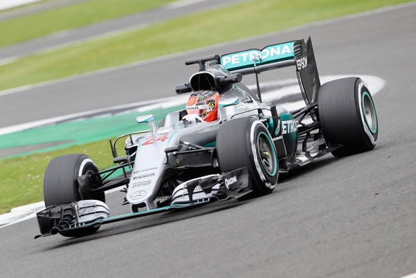 getty_estebanoconmercedesisobritannia20160712