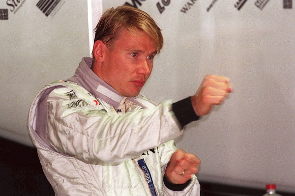 getty_hakkinenmikasaksatuuletus19980802