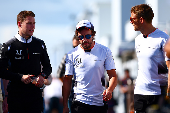 getty_vandoornestoffelalonsobutton10062016.jpg