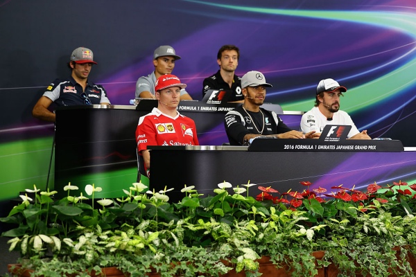 getty_japaningppressiraikkonenhamilton20161006