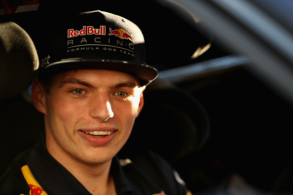 Max Verstappen ajoi rataennätyksen Zandvoortissa - SuomiF1