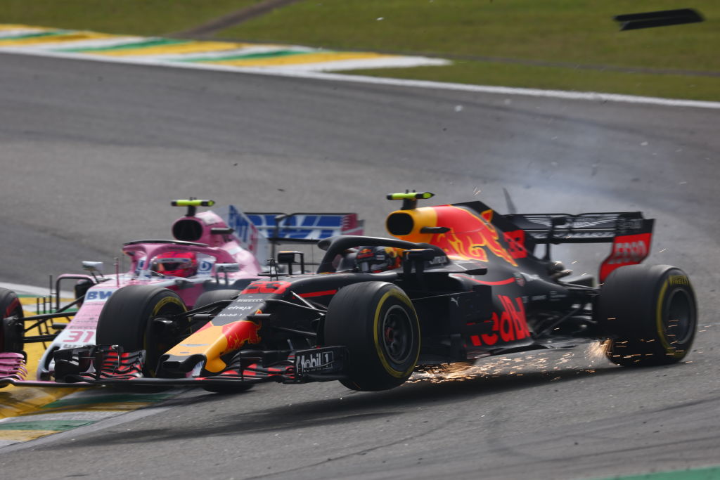 Max Verstappenin aggressiivista ajotyyliä Brasiliassa vuonna 2018.