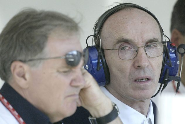 Frank Williams chats with Patrick Head