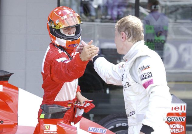 RENNEN/FORMEL 1: GP VON ENGLAND 2001