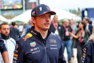Max Verstappen naureskelee McLarenin papaija-säännöille: ”He ovat itse luoneet ongelman” aop_VerstappenMax20250706