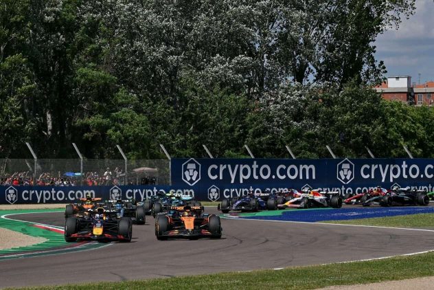 aop_VerstappenPiastri20251220