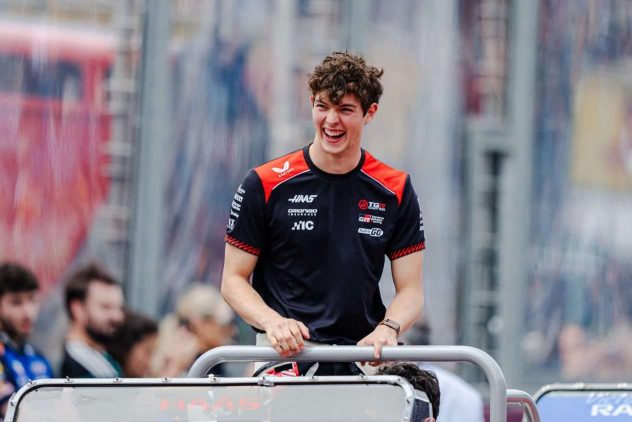 aop_BearmanOliver30.3DYH9DD